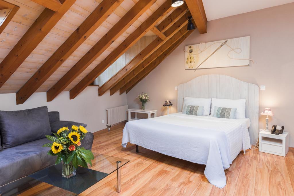 فندق اوبيرج كوموال دي كاروج Carouge المظهر الخارجي الصورة